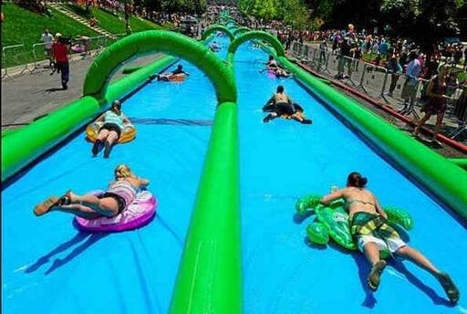 alquiler castillo hinchable acuático en Murcia